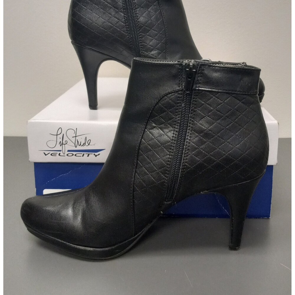 Lifestride Velocity Memory Foam Women Heels 9M Pull On Zip Bootie